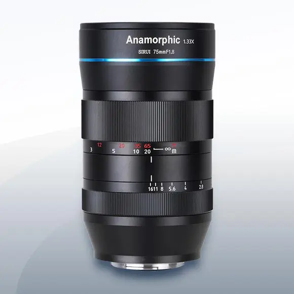 Sirui 75mm F1.8 1.33x Anamorphic Sony E Mount Objektiv Vermietung 3